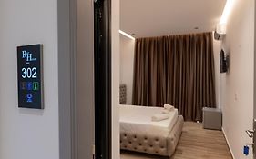 Rest Hour Hotel